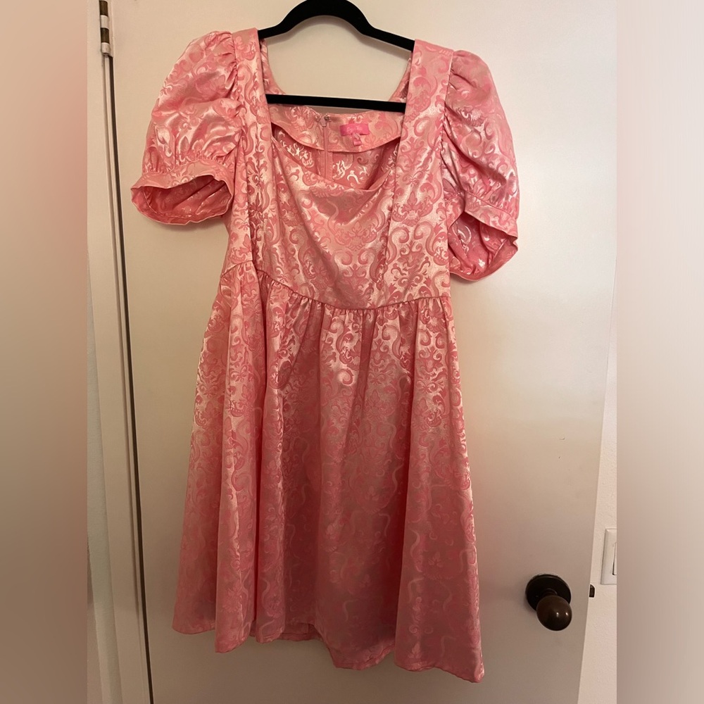 Metallic pink dress. Sugar thrillz Xxl fit size 18 non stretch. Jacquard
